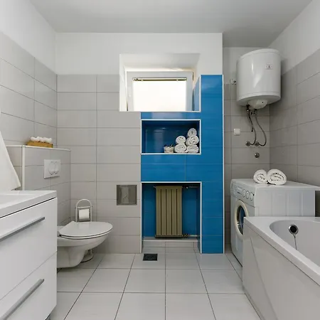 Apartamento With Wifi - 15722 Zadar